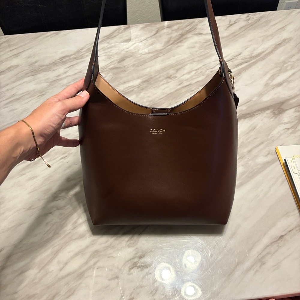 Elegant Brown Faux Leather Shoulder Bag